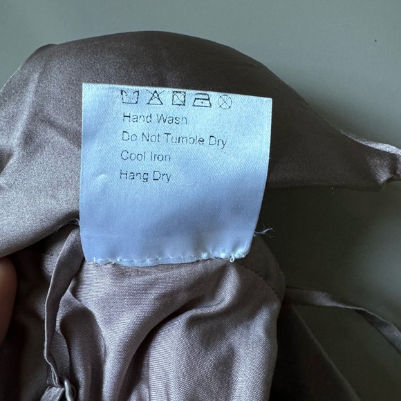 Mixedgals TUBE HALTER SILK TOP - Picture 12 of 16